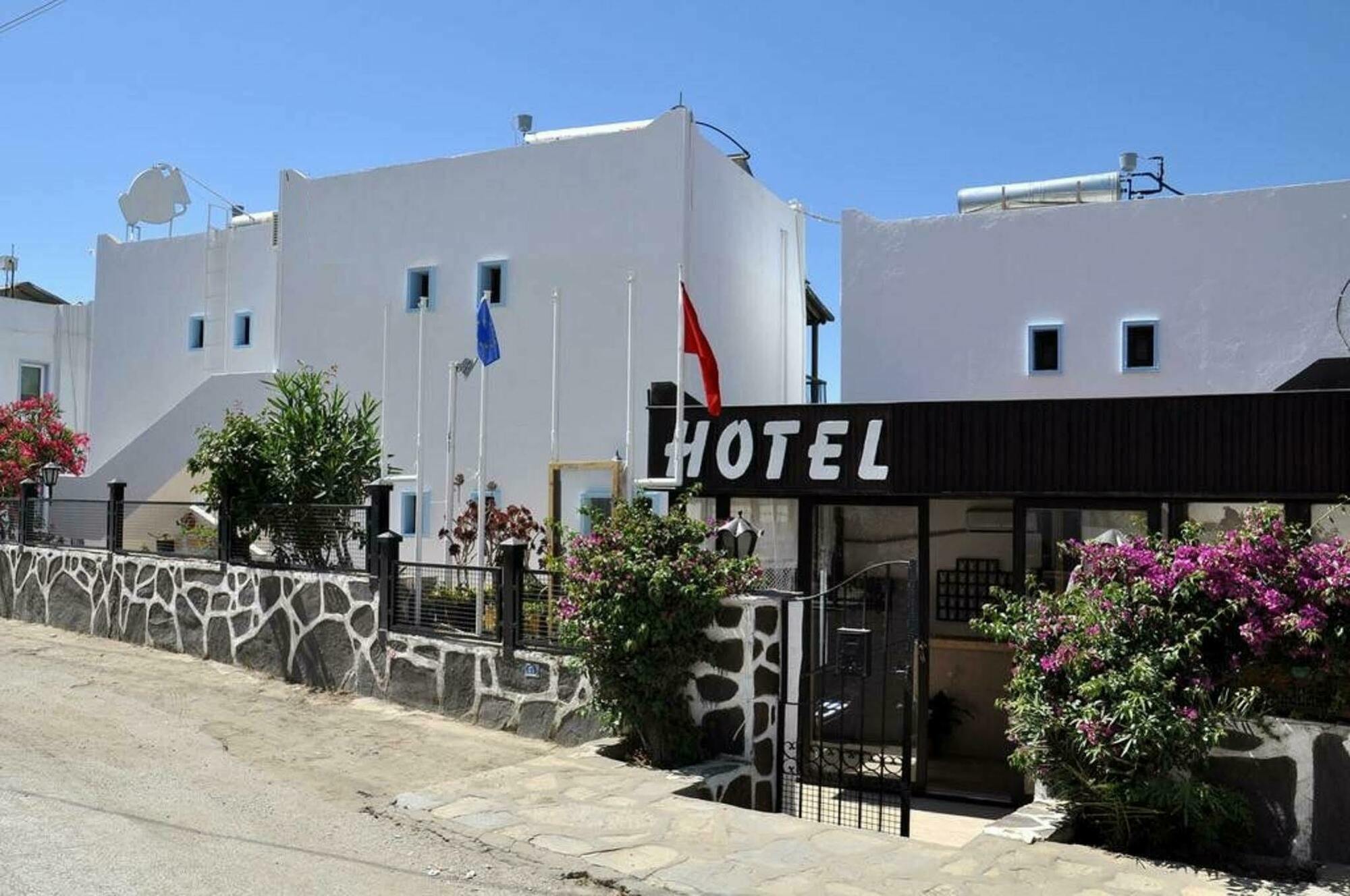 גומבט Gloriatibi Jarra Hotel מראה חיצוני תמונה