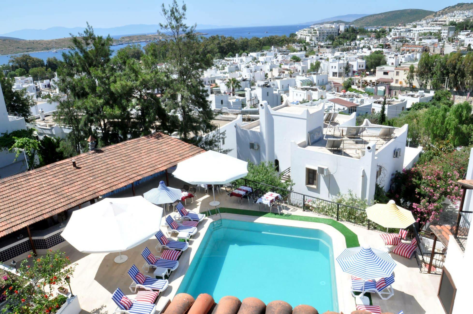גומבט Gloriatibi Jarra Hotel מראה חיצוני תמונה