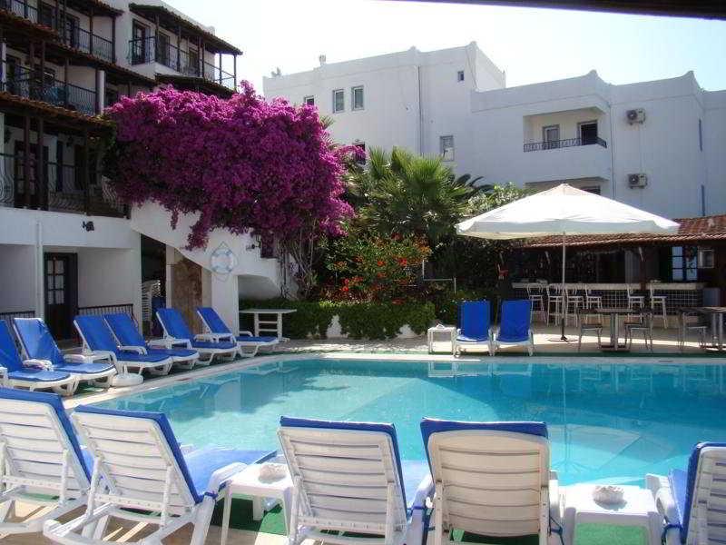גומבט Gloriatibi Jarra Hotel מראה חיצוני תמונה