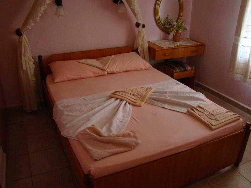 גומבט Gloriatibi Jarra Hotel מראה חיצוני תמונה